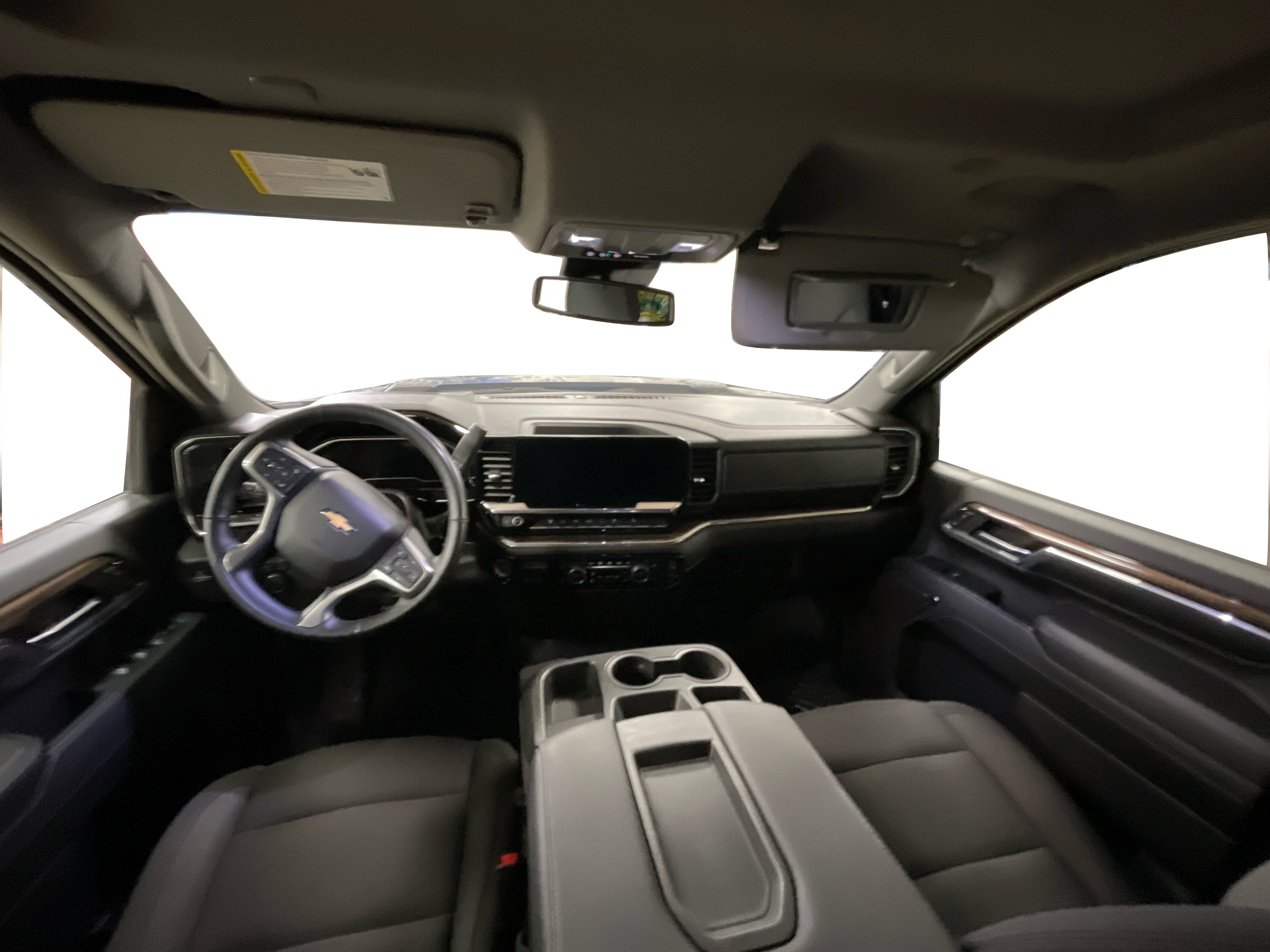 2024 Chevrolet Silverado 3500HD LT photo 13