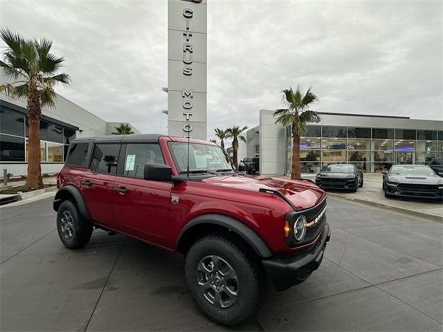 2025 Ford Bronco 4-Door Big Bend's photo