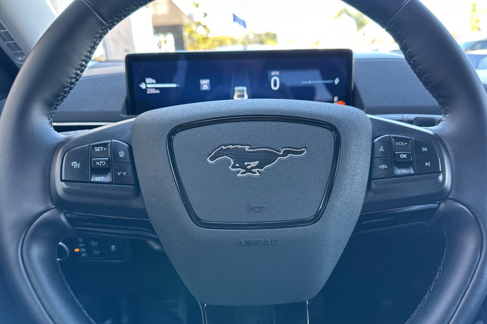 2025 Ford Mustang Mach-E Select photo 25