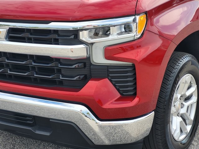 2024 Chevrolet Silverado 1500 LT photo 9