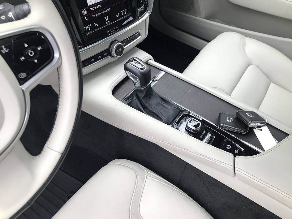 2020 Volvo V90 Cross Country T6 AWD photo 17