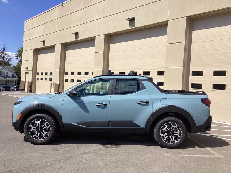 2026 Hyundai Santa Cruz XRT photo 3
