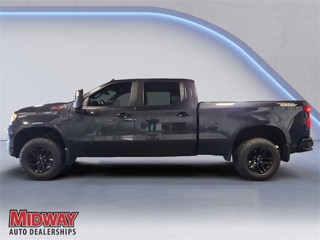 2022 Chevrolet Silverado 1500 LT Trail Boss photo 2