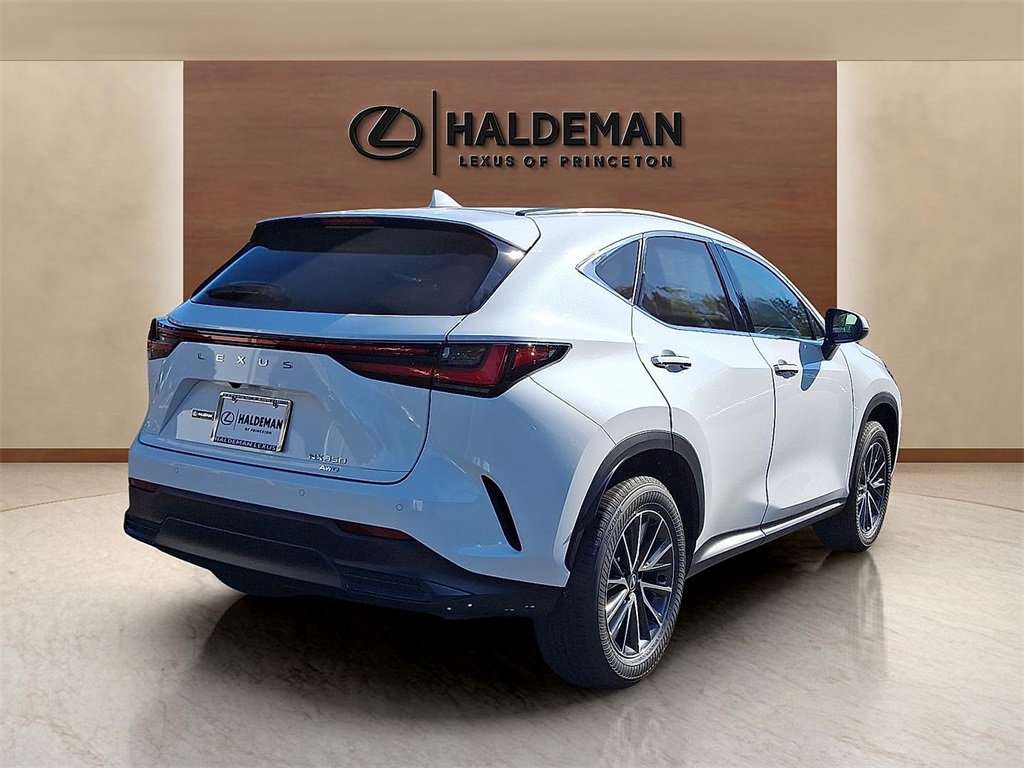 2026 Lexus NX 350 Premium photo 4