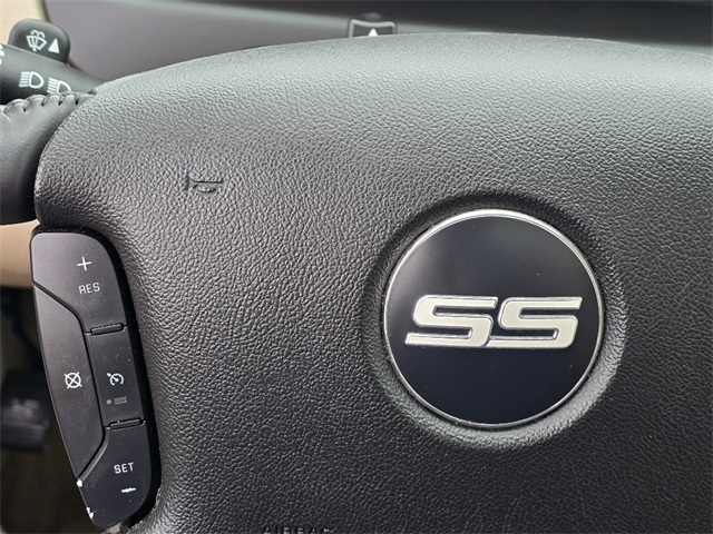 2009 Chevrolet Impala SS photo 13
