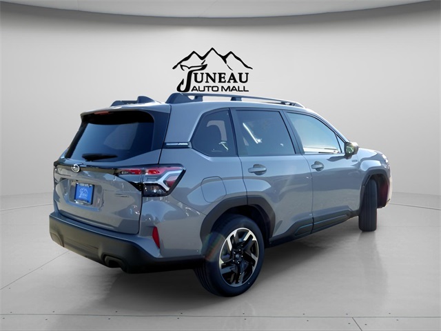 2025 Subaru Forester Premium photo 2