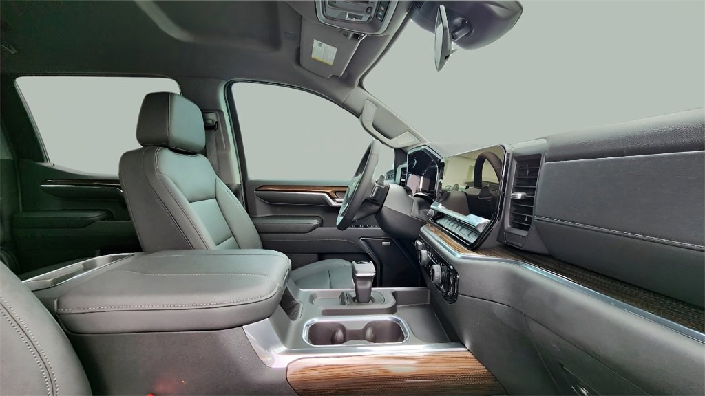 2024 Chevrolet Silverado 1500 RST photo 23