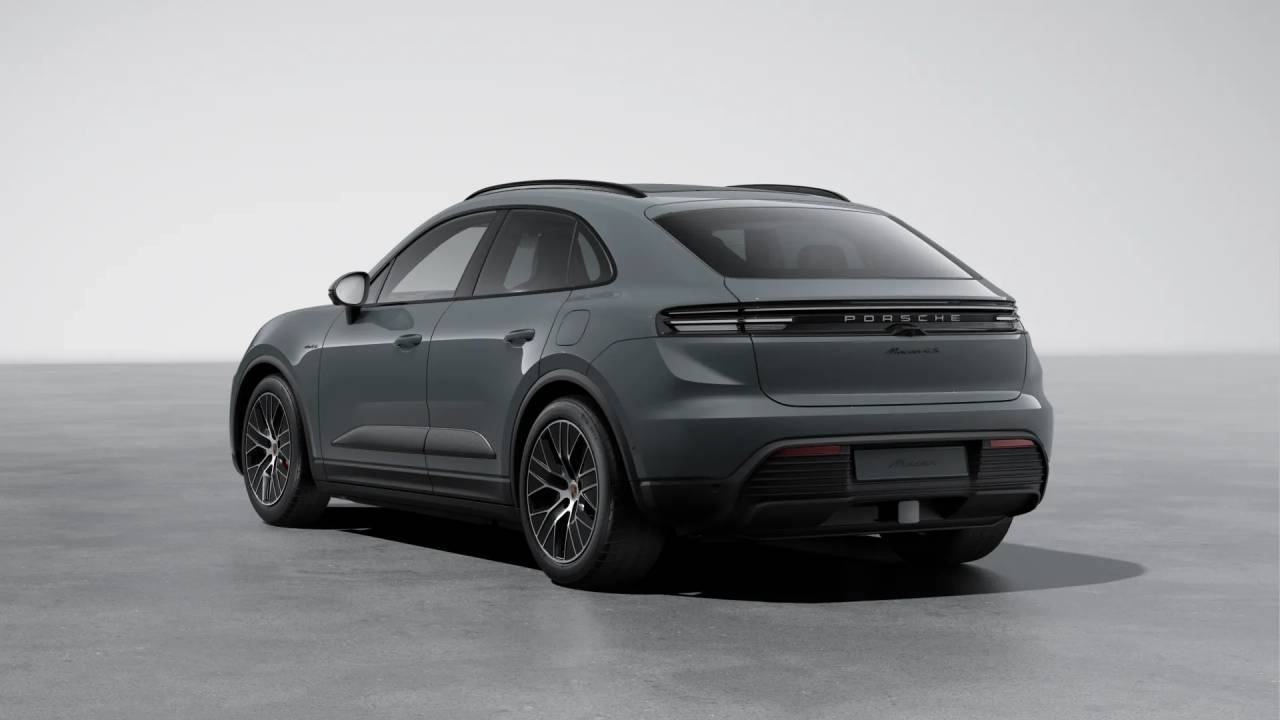 2025 Porsche Macan Electric photo 3