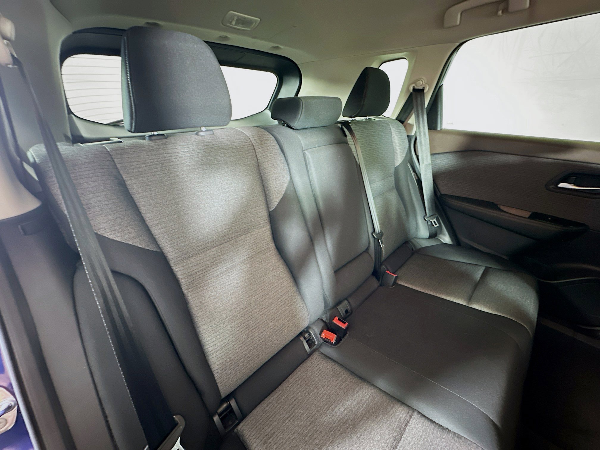 2023 Nissan Rogue SV photo 24