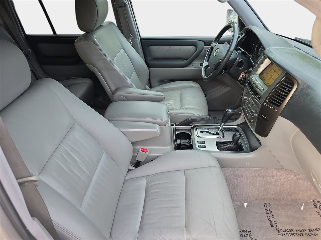 2006 Toyota Land Cruiser Base photo 8