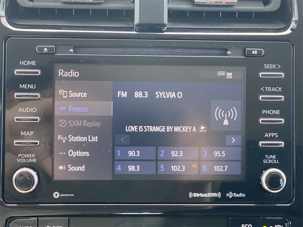 2021 Toyota Prius Prime LE photo 12