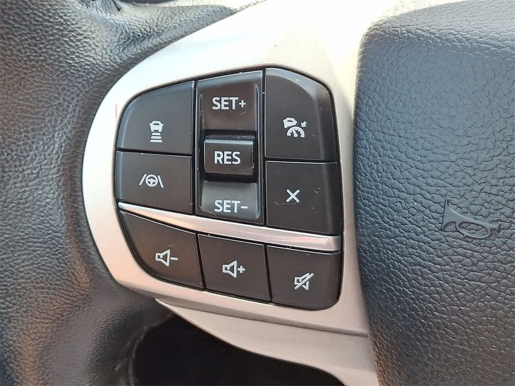 2022 Ford Explorer XLT photo 22