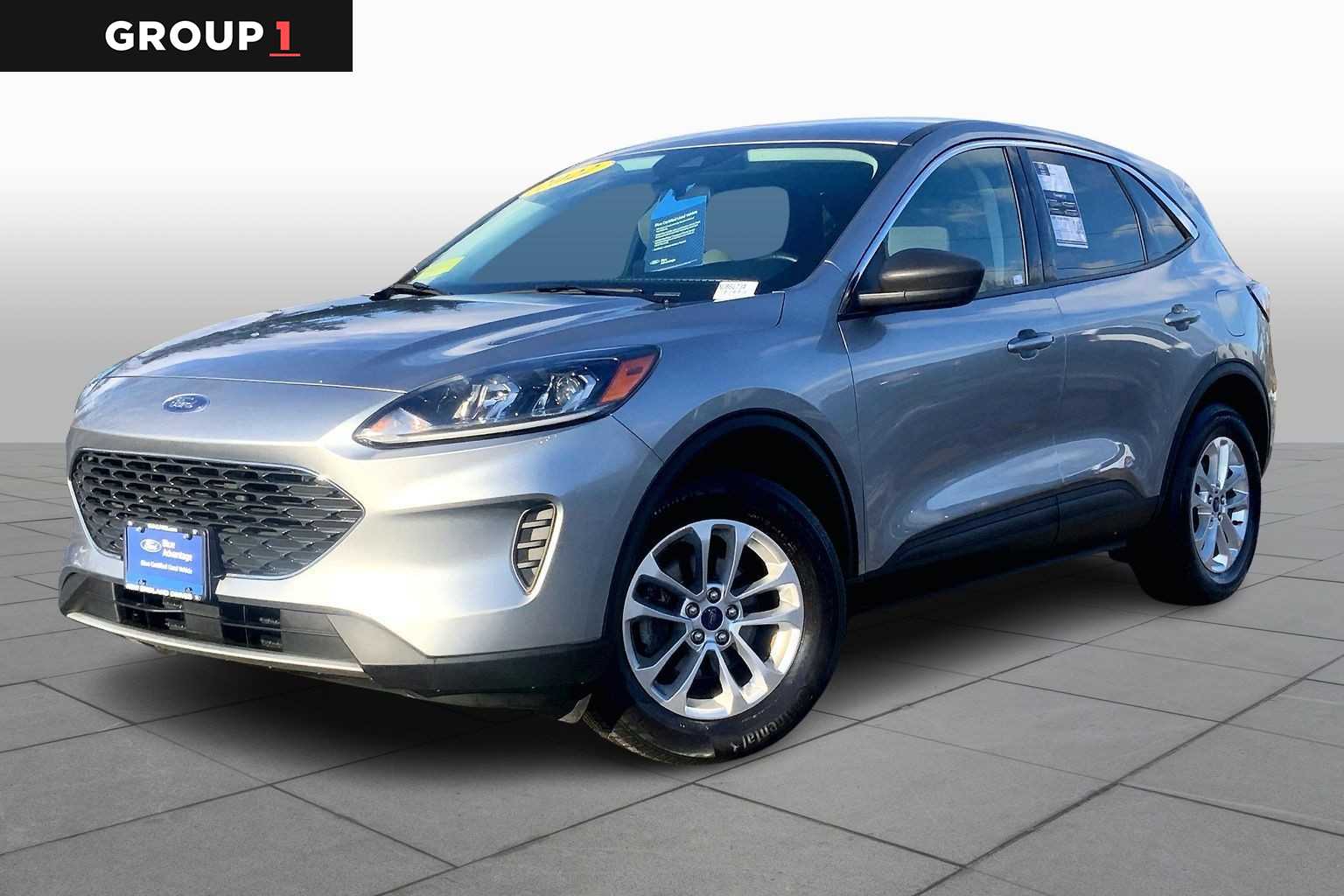 2022 Ford Escape SE's photo