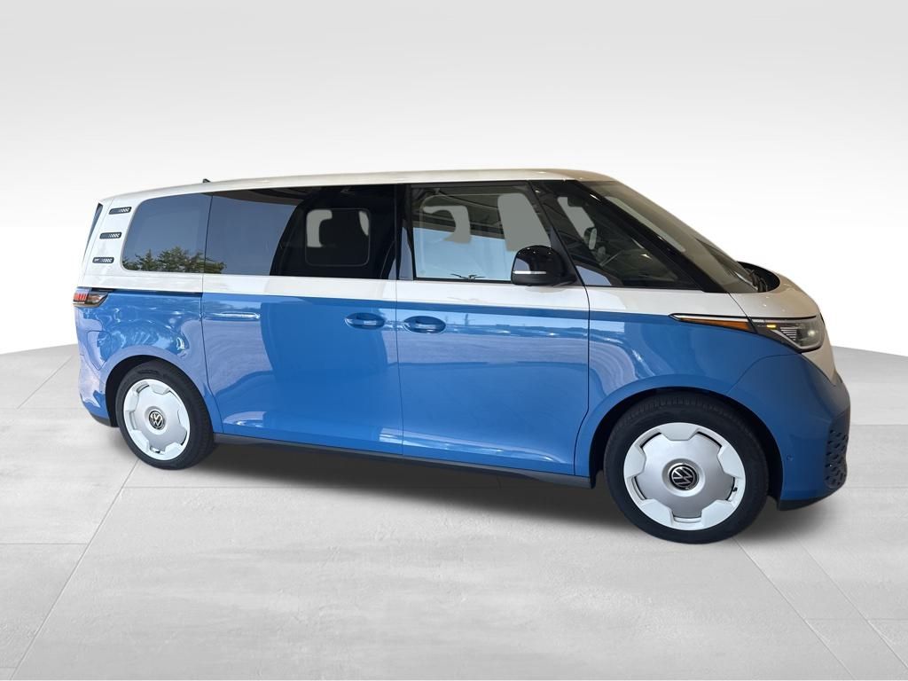 2025 Volkswagen ID. Buzz photo 2