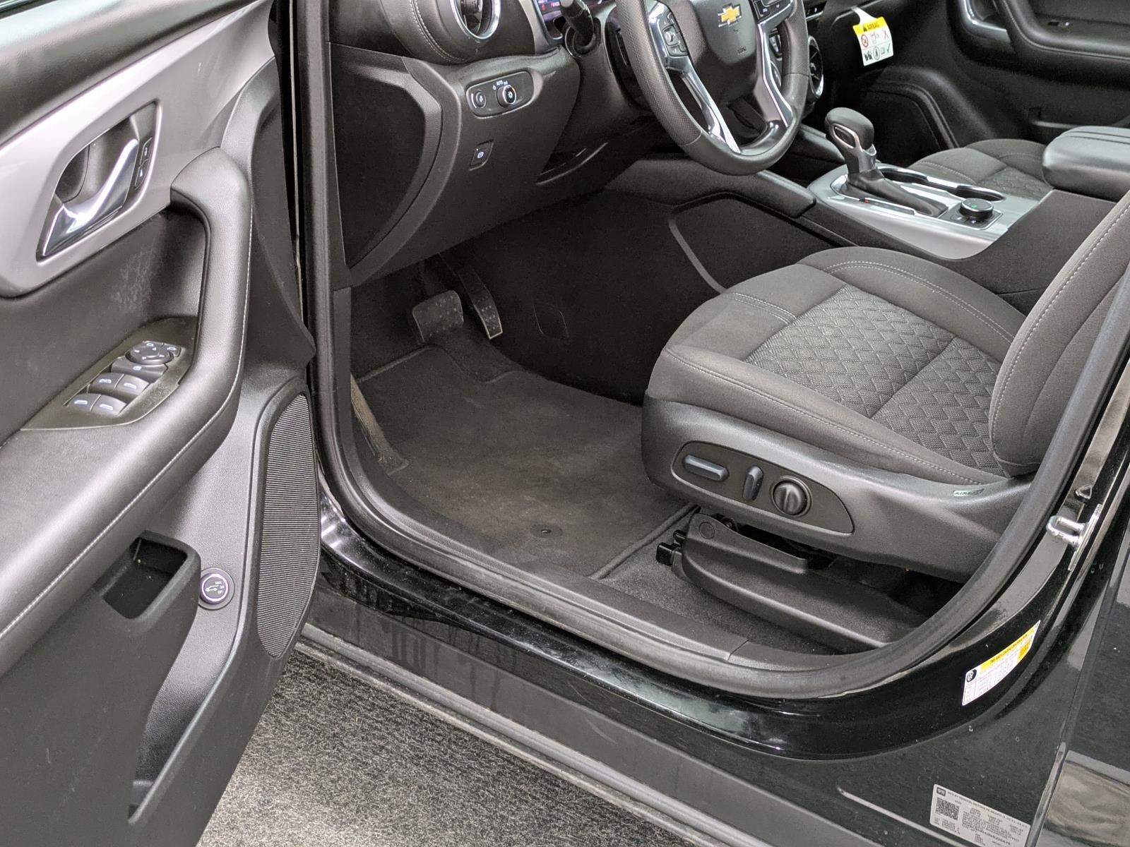 2022 Chevrolet Blazer 2LT photo 25