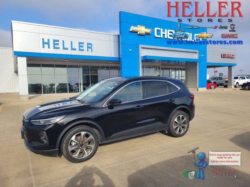 2024 Ford Escape Platinum's photo