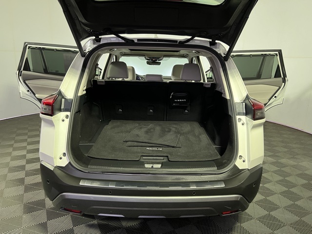 2023 Nissan Rogue SL photo 26