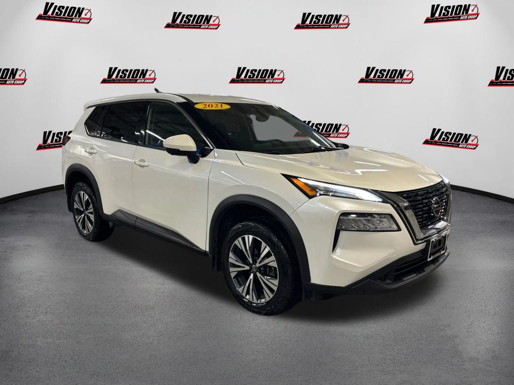 2021 Nissan Rogue SV photo 3