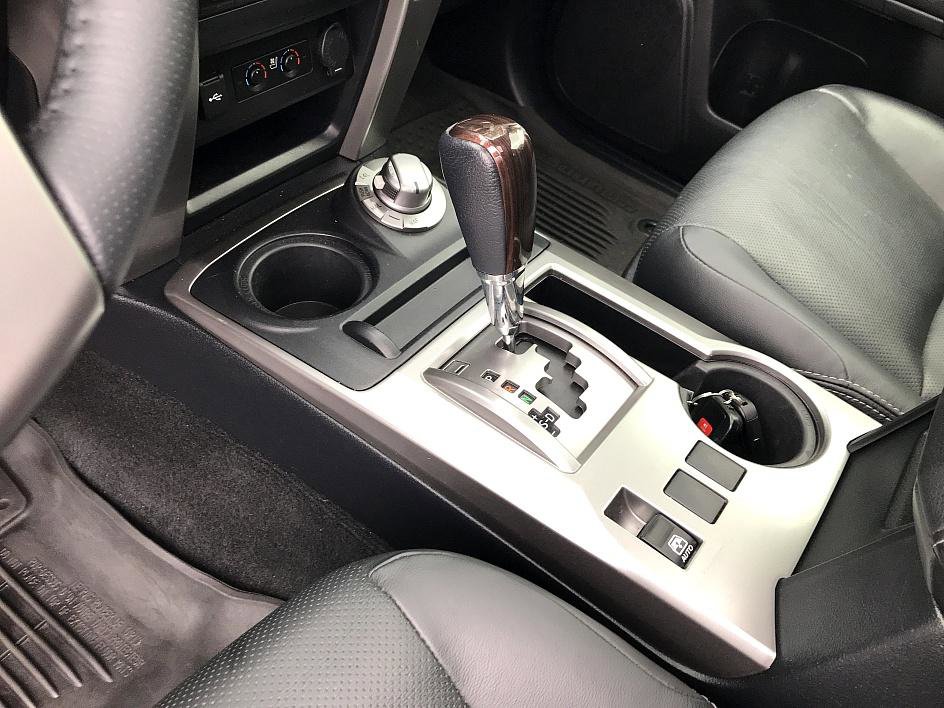 2022 Toyota 4Runner Limited 4WD photo 18