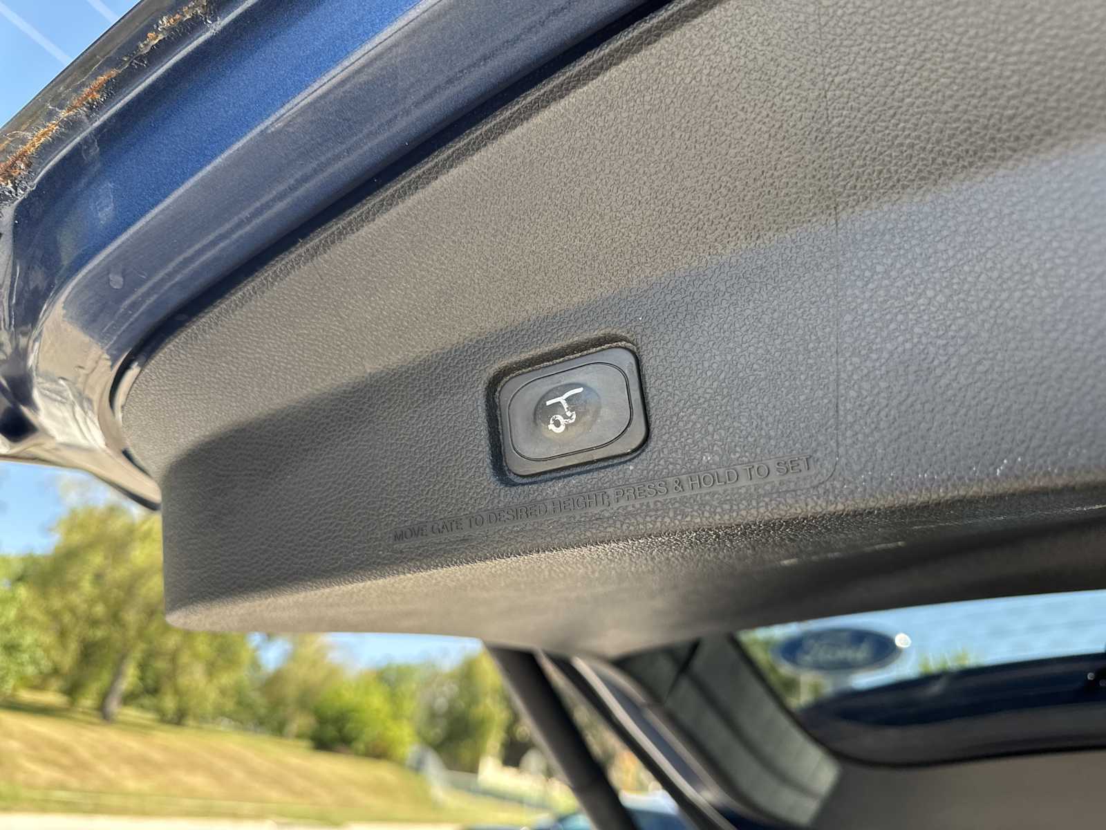 2017 Ford Explorer Limited photo 8