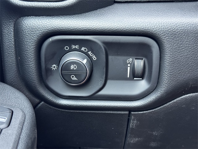 2025 Ram 2500 Tradesman photo 16