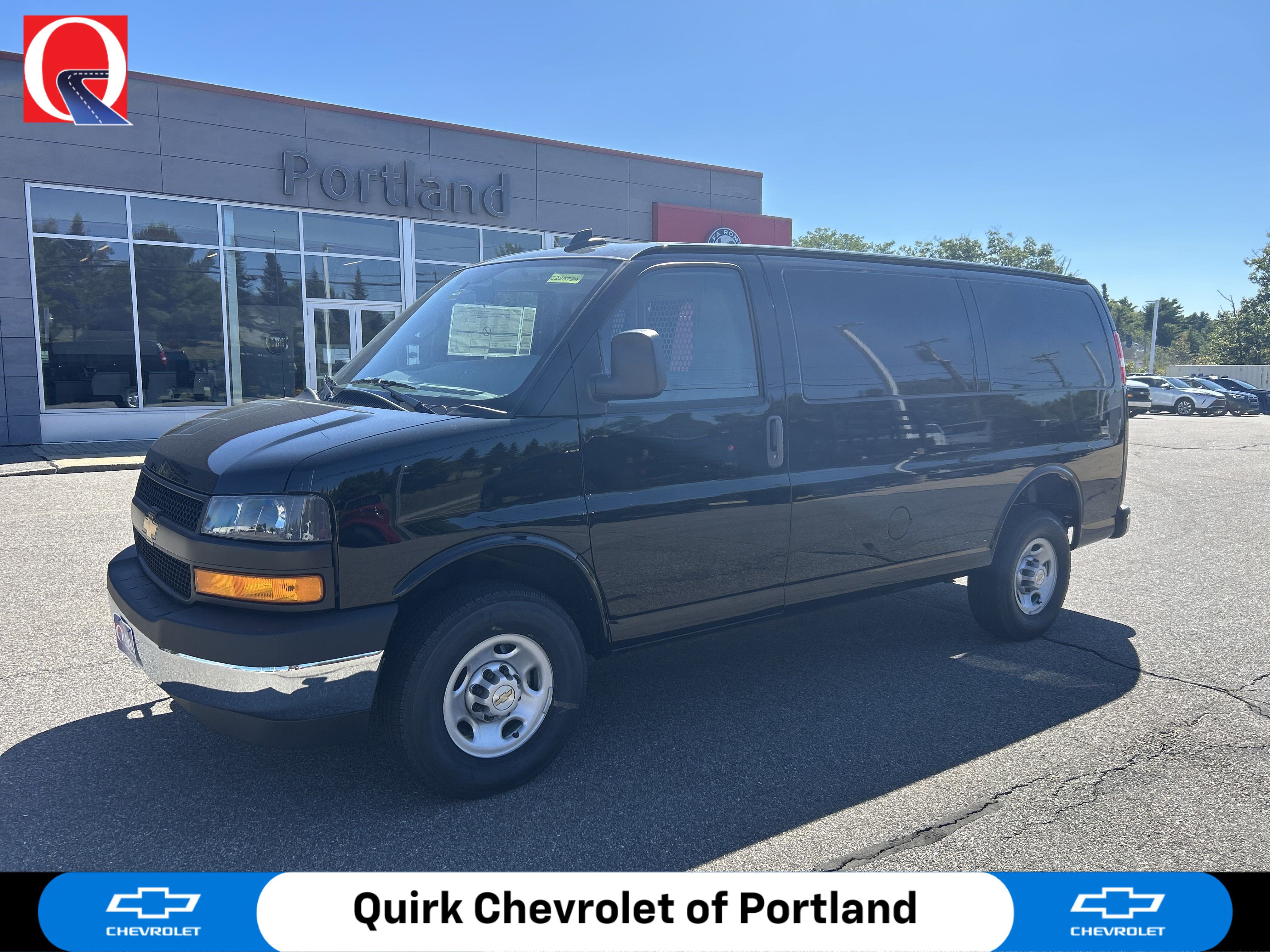 2025 Chevrolet Express Cargo Work Van's photo