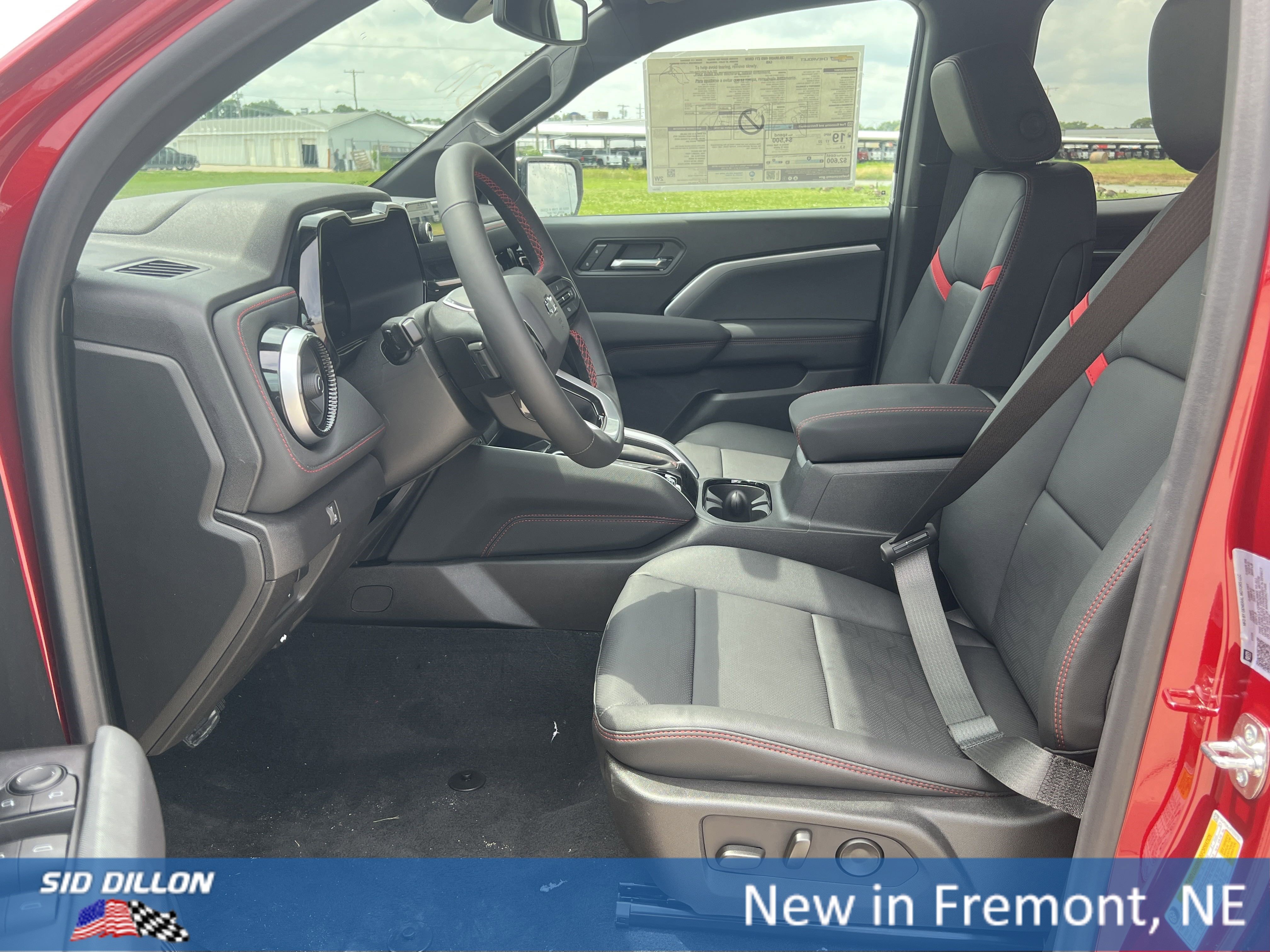 2026 Chevrolet Colorado Z71 photo 3