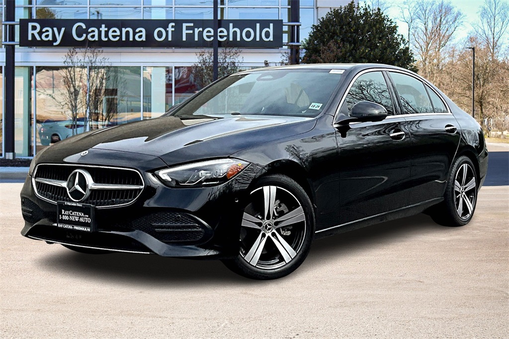 2025 Mercedes-Benz C-Class Sedan C 300's photo