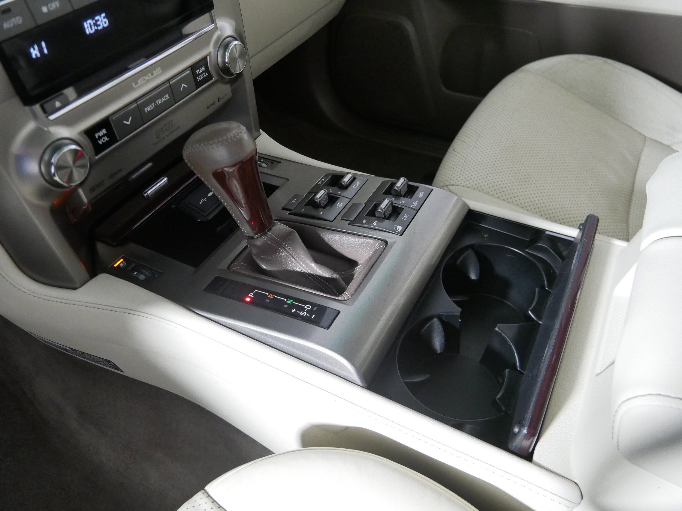 2017 Lexus GX 460 Luxury photo 35