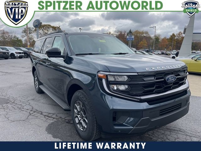 2025 Ford Expedition Active's photo