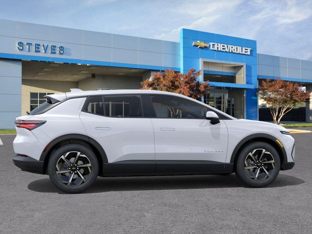 2026 Chevrolet Equinox EV 1LT photo 4