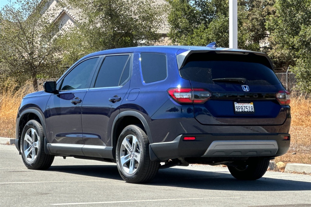 2025 Honda Pilot EX-L photo 4