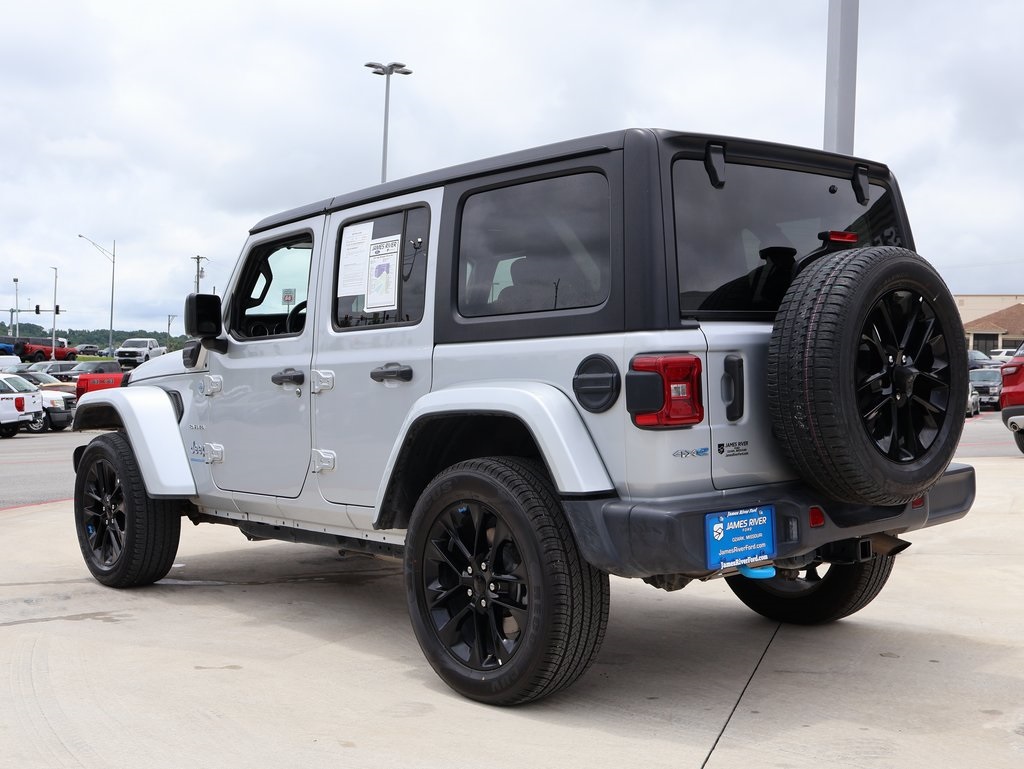2023 Jeep Wrangler Sahara 4xe photo 2