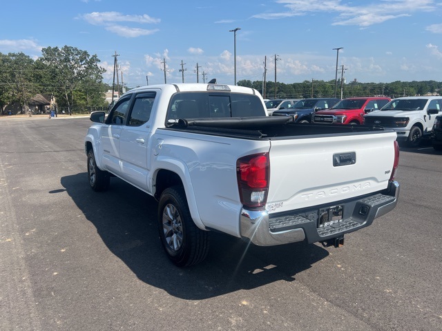Used 2018 Toyota Tacoma SR5 with VIN 3TMAZ5CN1JM069812 for sale in Little Rock