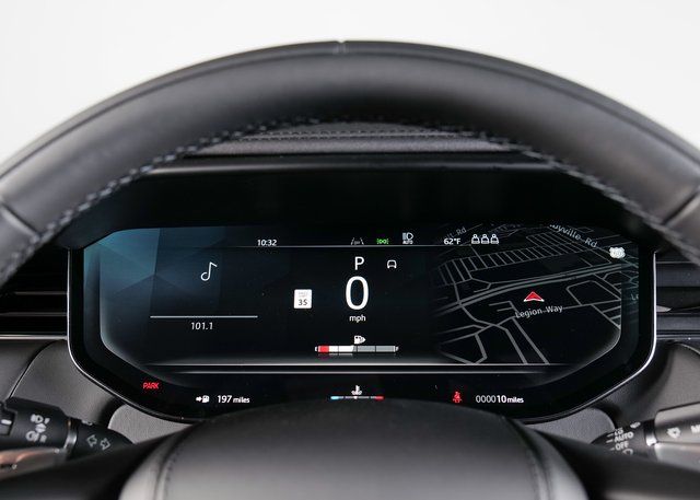 2025 Land Rover Range Rover Sport SE photo 21