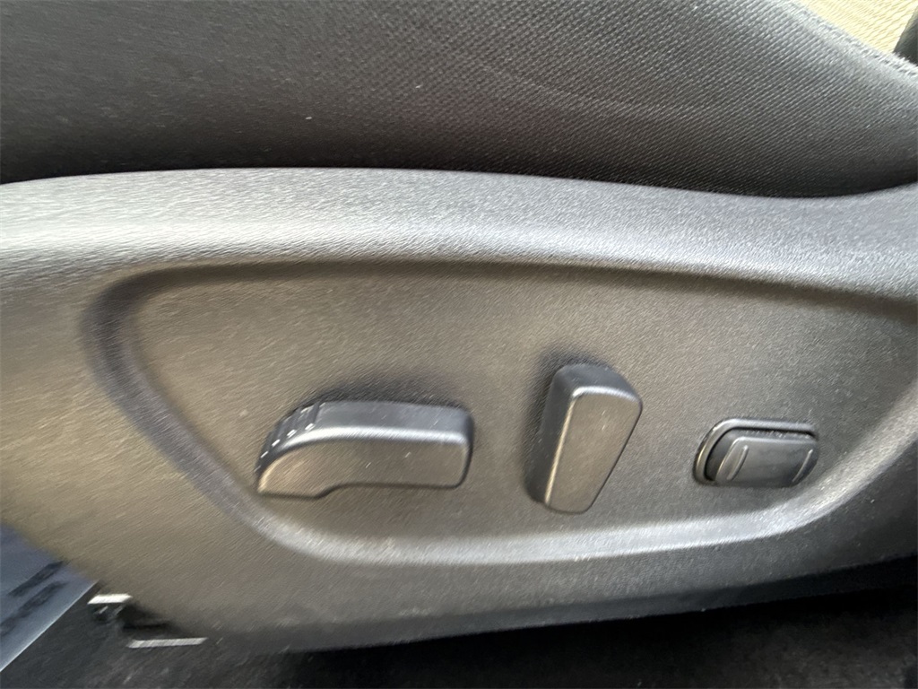 2021 NISSAN ROGUE SPORT - Image 11