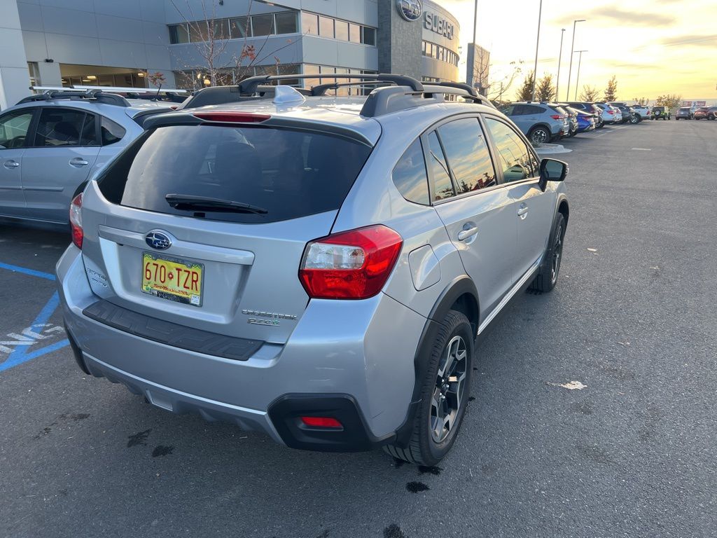 2017 Subaru Crosstrek 2.0i Limited photo 3
