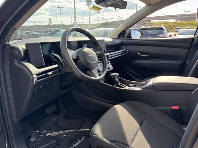 2025 Hyundai Tucson SE photo 27