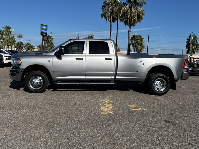 2023 Ram 3500 Tradesman photo 4