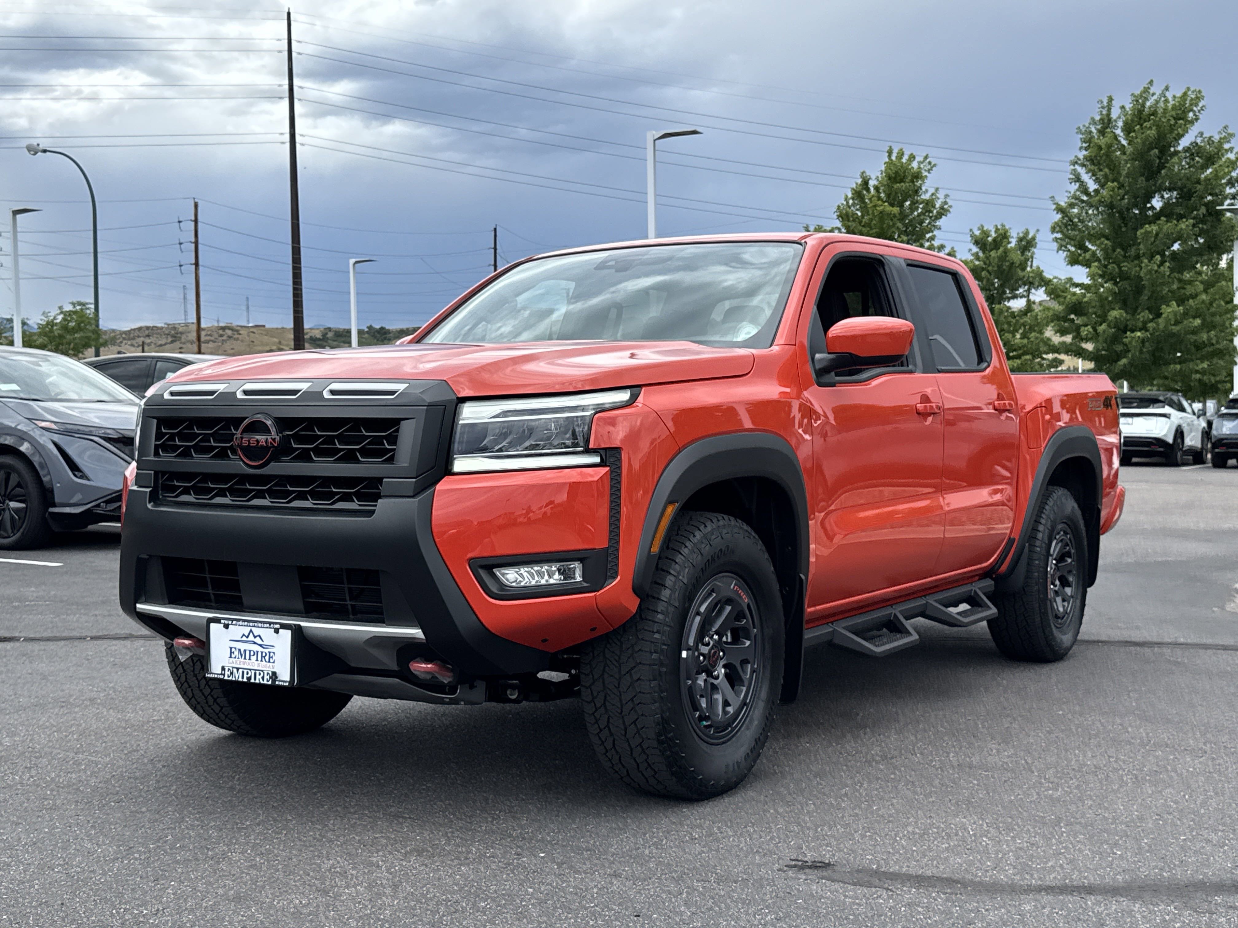 2025 Nissan Frontier PRO-4X photo 3