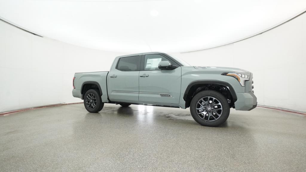2025 Toyota Tundra Platinum CrewMax photo 11