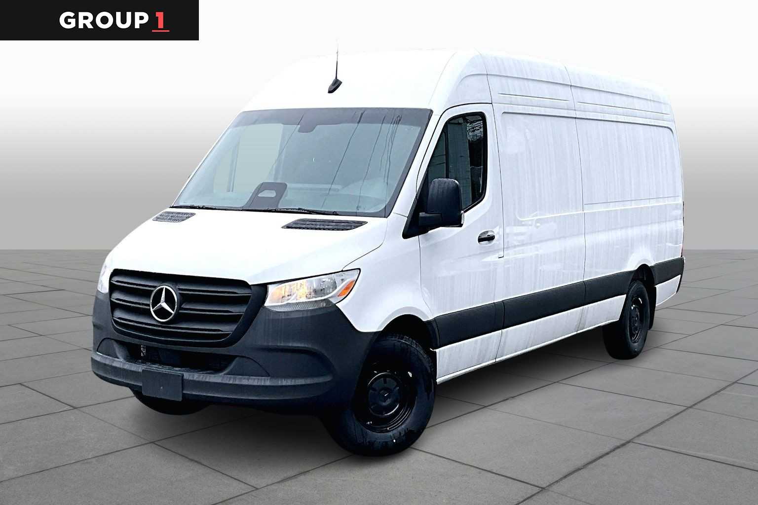 2026 Mercedes-Benz Sprinter Base's photo