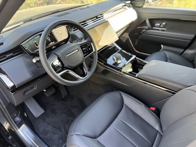 2025 Land Rover Range Rover Sport SE photo 12