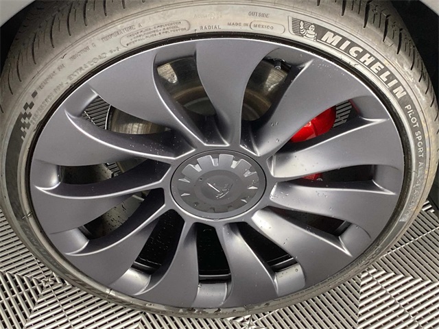 2023 Tesla Model Y Performance photo 24