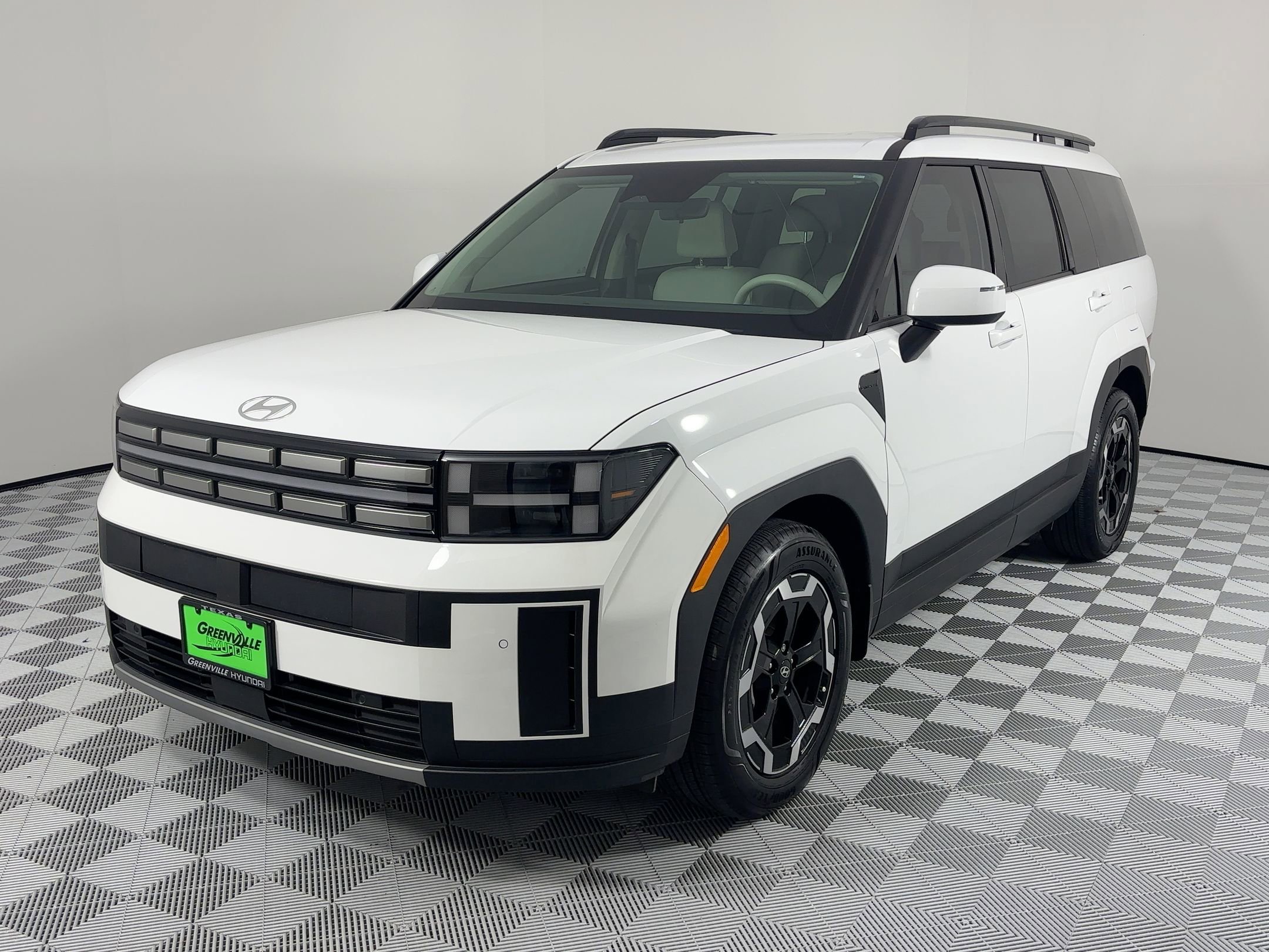 2025 Hyundai Santa Fe SEL's photo