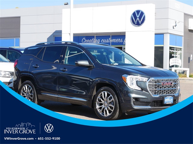 2022 GMC Terrain Denali's photo