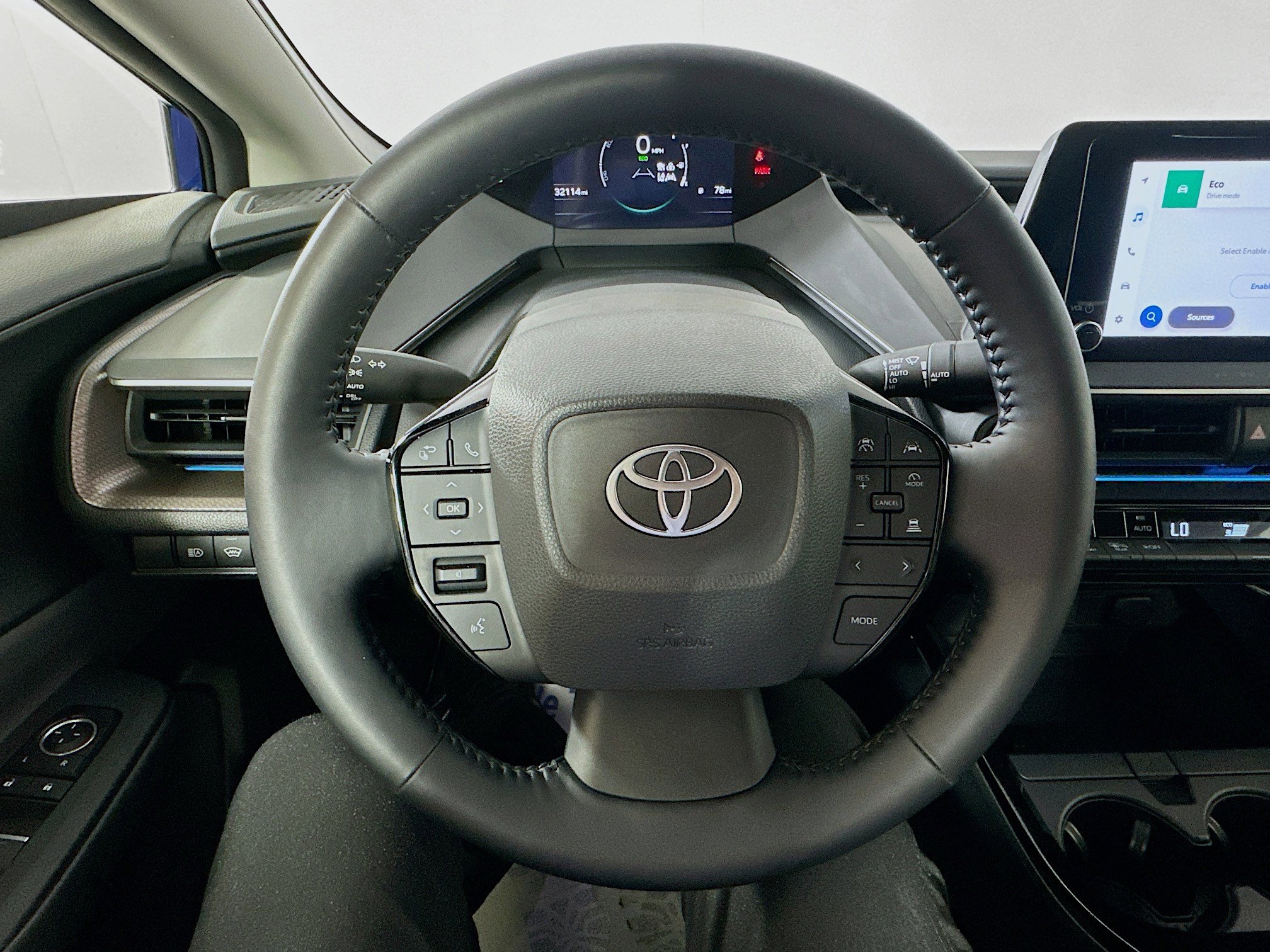 2024 Toyota Prius Limited photo 11
