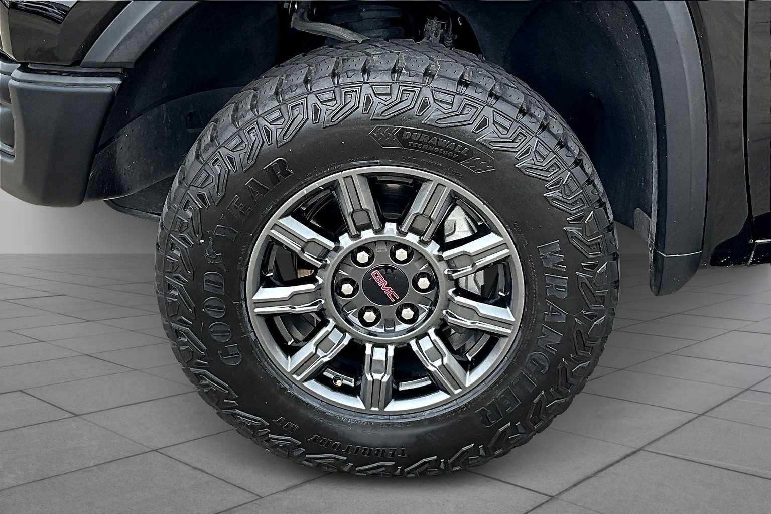 2023 Gmc Sierra 1500 AT4X photo 9