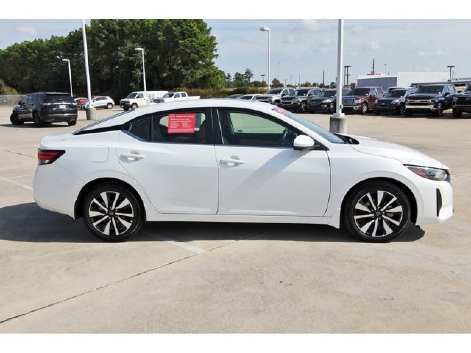 2025 Nissan Sentra SV - 6