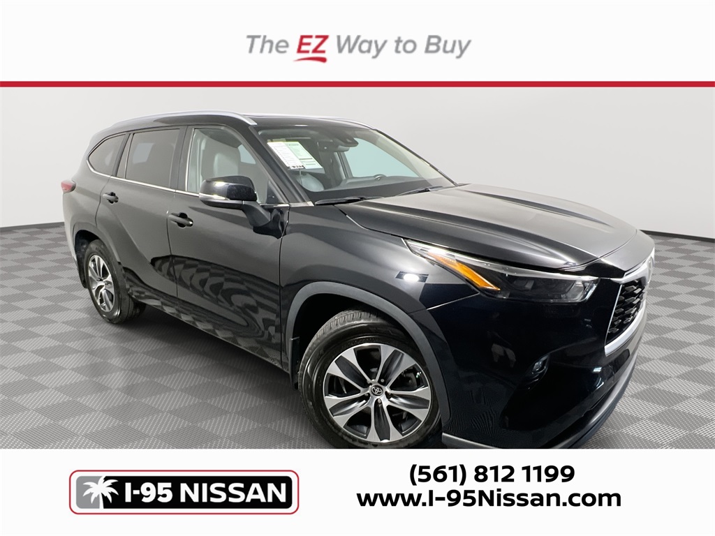 2023 Toyota Highlander L's photo